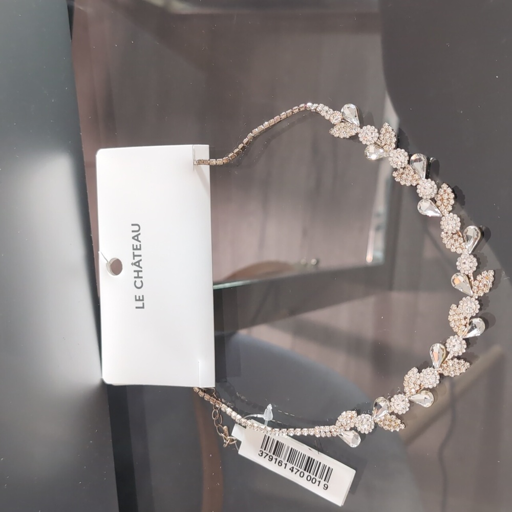 Dressy necklace